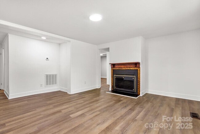 761 Randa Dr in Statesville, NC - Building Photo - Building Photo