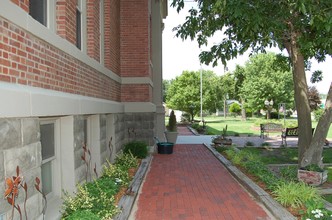 Martinson Apartments in Wichita, KS - Building Photo - Building Photo