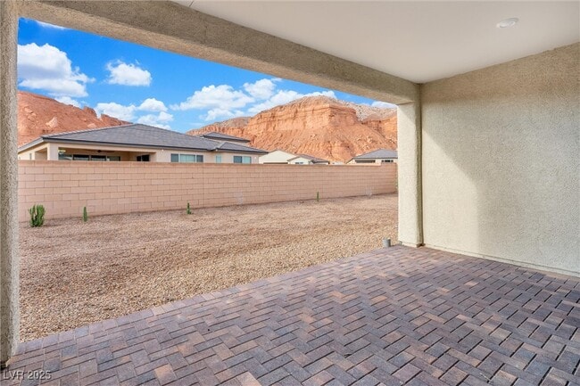 property at 647 Quarry Pass