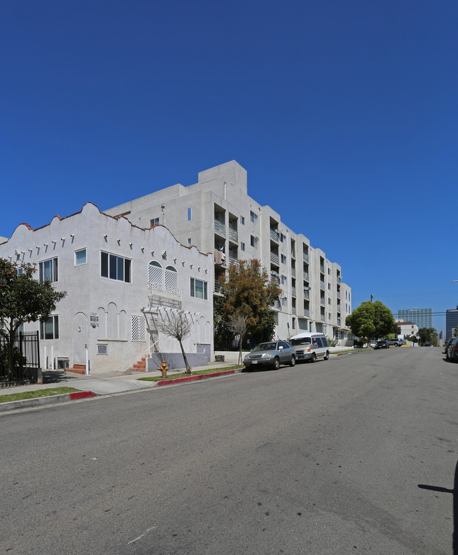 Kingsley Terrace Apartments in Los Angeles, CA - Foto de edificio - Building Photo