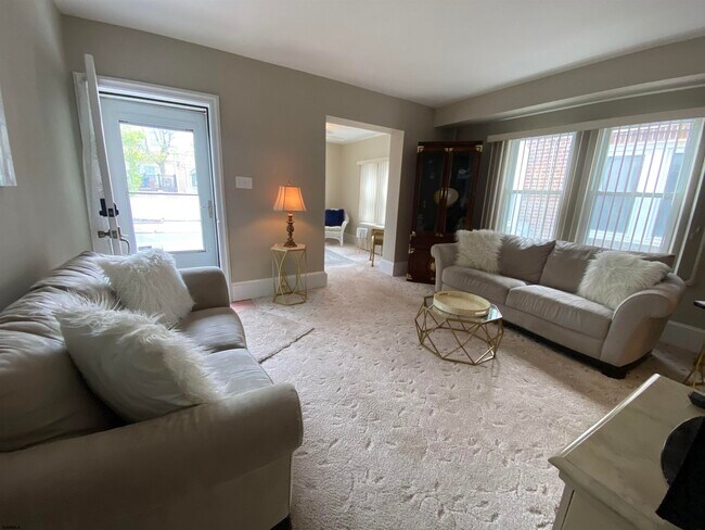 34 N Montgomery Ave in Atlantic City, NJ - Building Photo - Building Photo