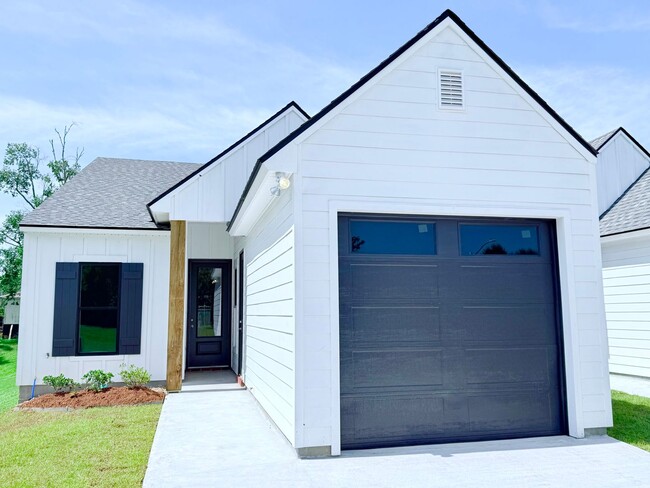 property at 113 Twin Meadow Ln