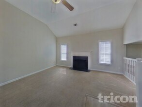 114 Windsor Cir in Stockbridge, GA - Building Photo - Building Photo