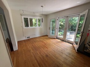 3020 Oliver St NW in Washington, DC - Building Photo - Building Photo