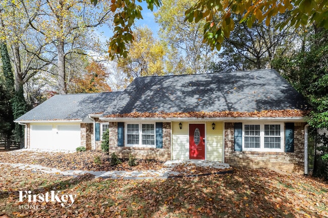 2440 Thompson Mill Rd in Gainesville, GA - Building Photo - Building Photo