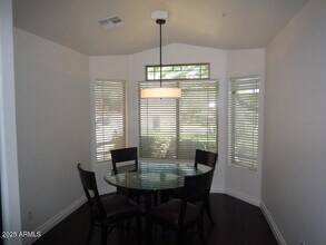 10542 E Star of the Desert Dr in Scottsdale, AZ - Building Photo - Building Photo