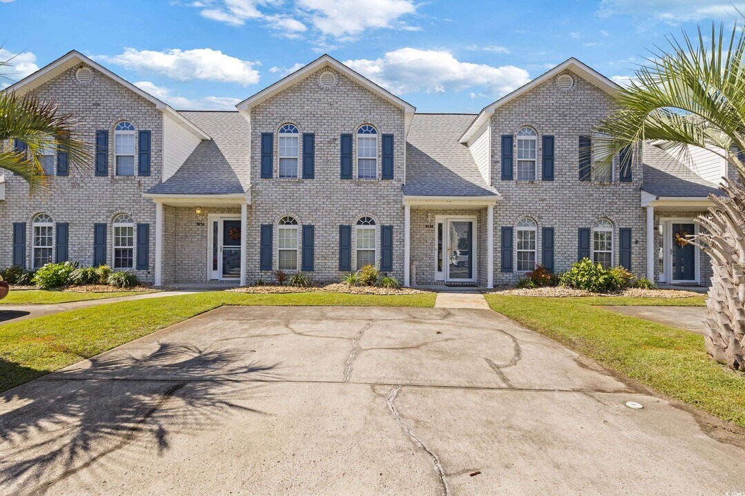 3948 Tybre Downs Cir in Little River, SC - Building Photo