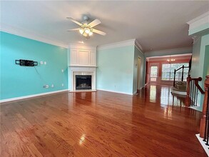 4692 Wehunt Commons Dr in Smyrna, GA - Building Photo - Building Photo
