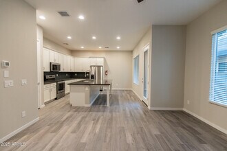 901 S Smith Rd in Tempe, AZ - Building Photo - Building Photo