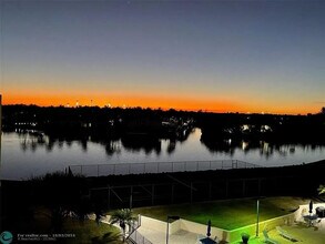 364 Golfview Rd in North Palm Beach, FL - Foto de edificio - Building Photo