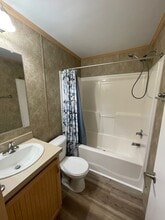 5 Auk Ct in Browns Mills, NJ - Building Photo - Building Photo