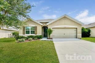 4368 Edenrock Pl in Spring Hill, FL - Building Photo