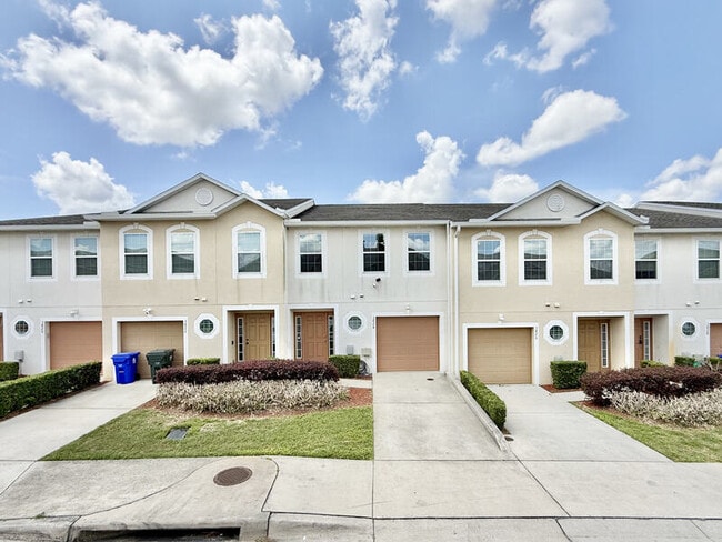 3824 Exeter Ln in Lakeland, FL - Building Photo - Building Photo