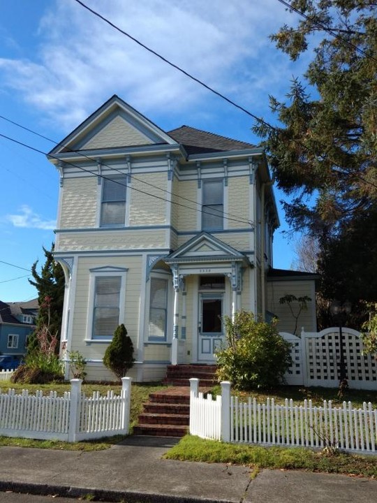 2436 Williams St in Eureka, CA - Building Photo