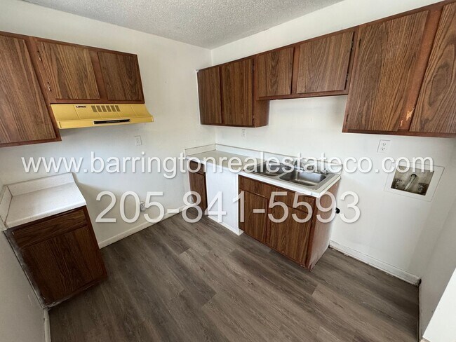 1120 Hall St in Birmingham, AL - Foto de edificio - Building Photo