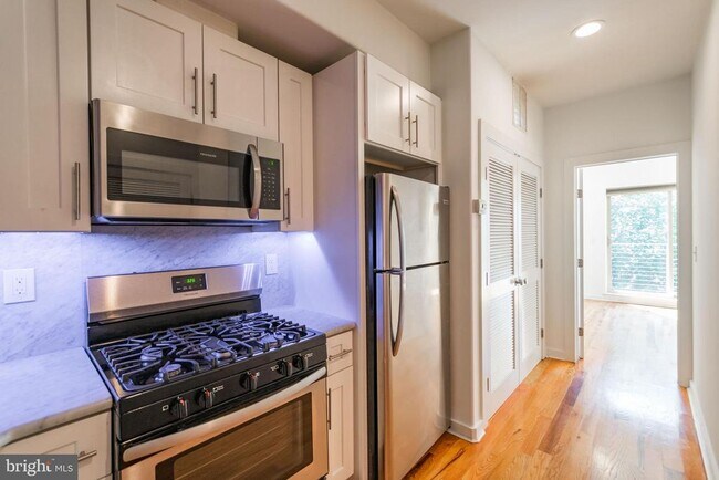 1642 N Marshall St in Philadelphia, PA - Building Photo - Building Photo