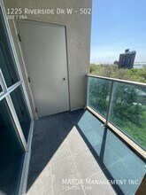 1225 Riverside Dr W in Windsor, ON - Building Photo - Building Photo