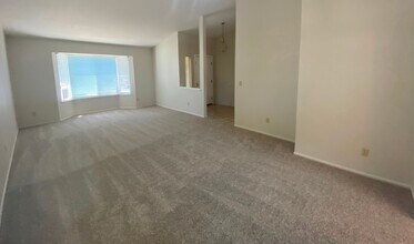 353 Marna Dr in Vacaville, CA - Building Photo - Building Photo