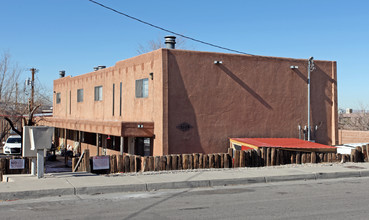 3505-3509 Lafayette Dr NE in Albuquerque, NM - Foto de edificio - Building Photo