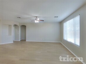 6624 S 45th Glen in Phoenix, AZ - Building Photo - Building Photo