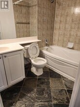 78 Harrison Garden Blvd in Toronto, ON - Building Photo - Building Photo