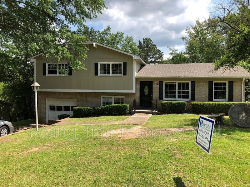 1605 5th Pl NW in Center Point, AL - Building Photo