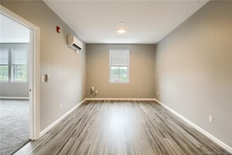 9 Steele Blvd in Berlin, CT - Building Photo - Building Photo