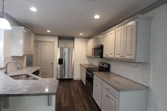 6311 Villa Rosa Way in Tyler, TX - Building Photo - Building Photo