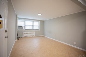 302 E Broadway in Long Beach, NY - Building Photo - Building Photo