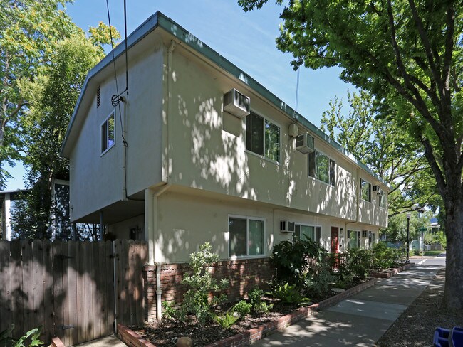 1500 23rd St in Sacramento, CA - Foto de edificio - Building Photo