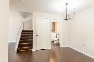 1132 11th Ct in Jupiter, FL - Foto de edificio - Building Photo