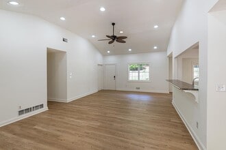 170 N Fayette Ct in Fayetteville, GA - Building Photo - Building Photo