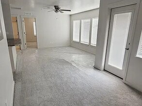 4815 Continental Ln, Unit 203 in Caldwell, ID - Foto de edificio - Building Photo
