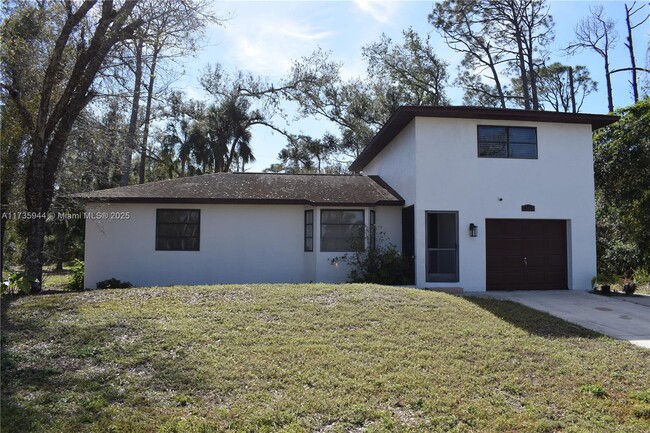 17113 Russell Ave in Port Charlotte, FL - Building Photo - Building Photo