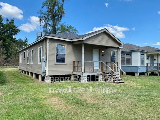 545 Wyche St in Bossier City, LA - Foto de edificio - Building Photo