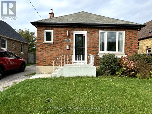 94 Lasalle Ave