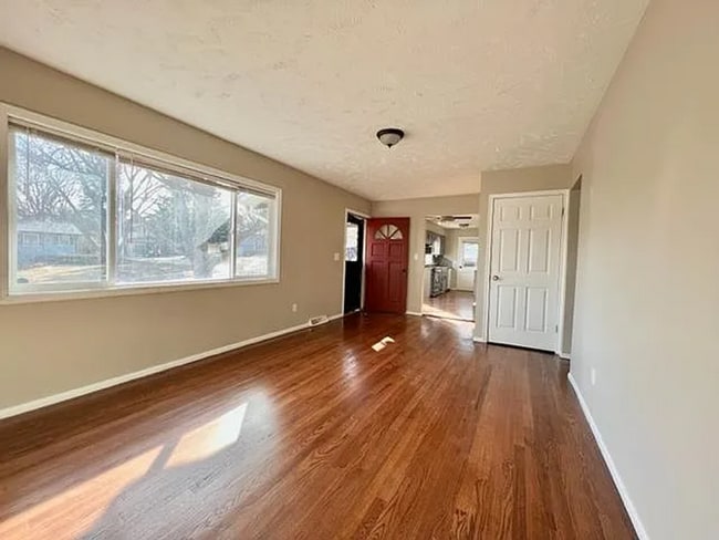 property at 8710 Cherry Ln Ct