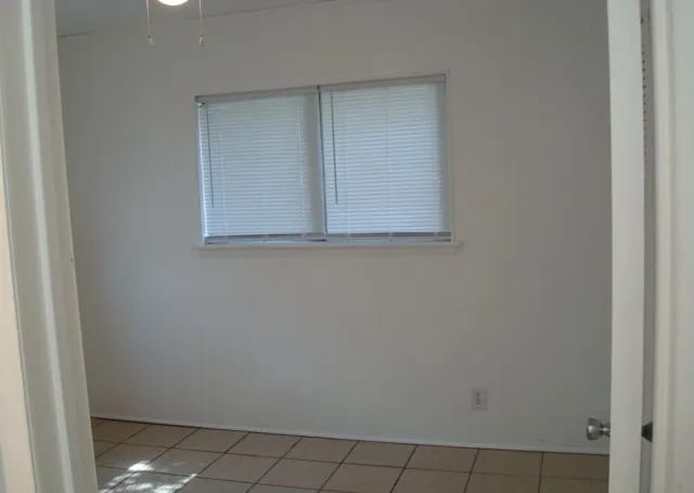 4530 El Simpatico St in San Antonio, TX - Foto de edificio - Building Photo