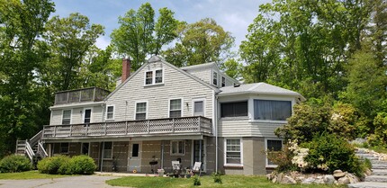 Hickory Grove apartments in Falmouth, MA - Building Photo - Building Photo