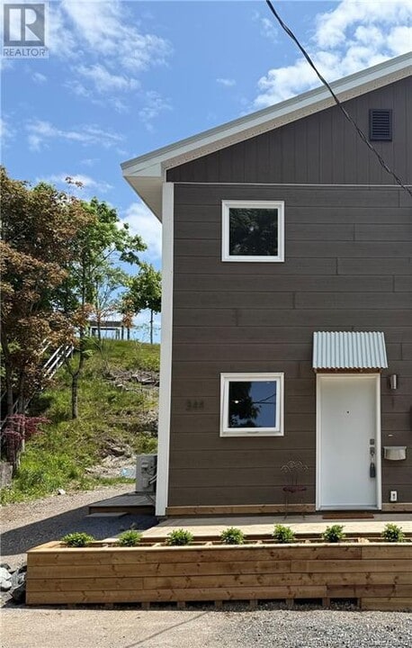 344 Douglas Ave in Saint John, NB - Building Photo