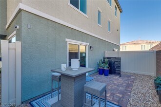 6810 Truffle Gray St in Las Vegas, NV - Building Photo - Building Photo