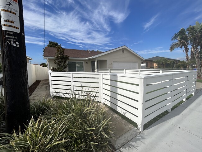 1020-1012 12th St in Imperial Beach, CA - Building Photo - Building Photo