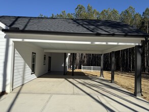 766 S Pleasant Coates Rd in Benson, NC - Building Photo - Building Photo