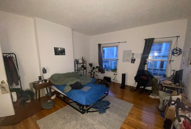 8 Sewall St, Unit 8 in Roxbury Crossing, MA - Foto de edificio - Building Photo