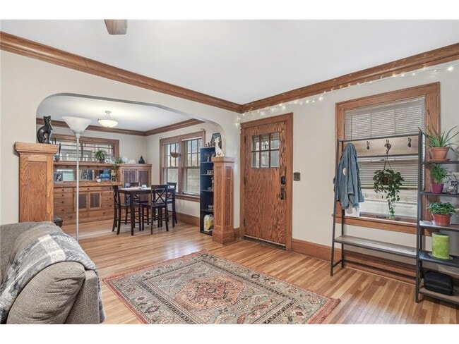 811 Snelling Ave N in St. Paul, MN - Building Photo - Building Photo