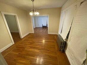 25 Gorham Ave, Unit 1 in Hamden, CT - Foto de edificio - Building Photo