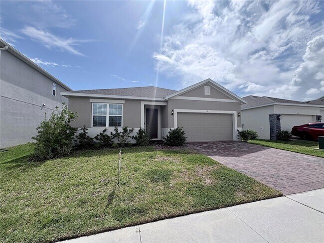 609 Duke Dr in Haines City, FL - Building Photo - Building Photo