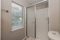 18023 Holly Forest Dr photo'