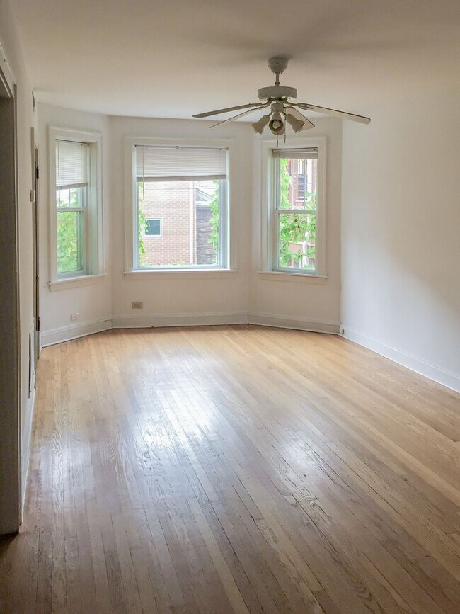 4923 N Hermitage Ave, Unit 1 in Chicago, IL - Foto de edificio - Building Photo