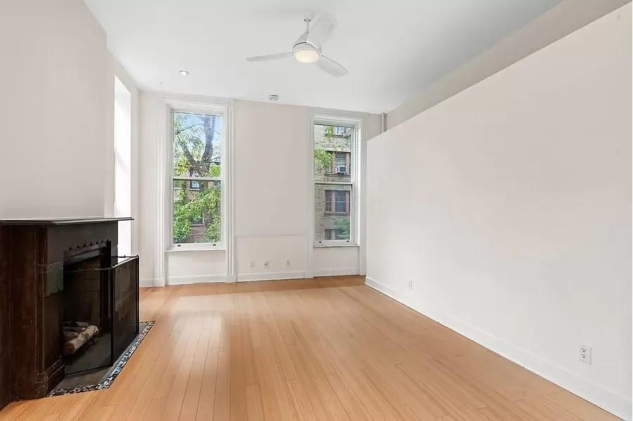 71 Orange St in Brooklyn, NY - Building Photo